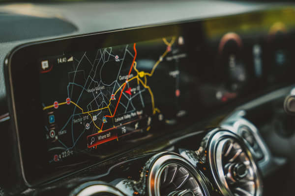 Mercedes-Benz GLB 2022-2025 Infotainment System