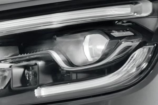 Mercedes-Benz GLB Headlight