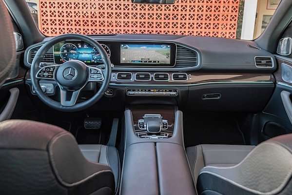 Mercedes-Benz GLE-Class Dashboard