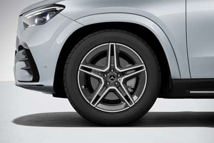 Mercedes-Benz GLE LWB 450D 4MATIC Wheel