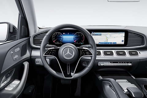 Mercedes-Benz GLE LWB Dashboard