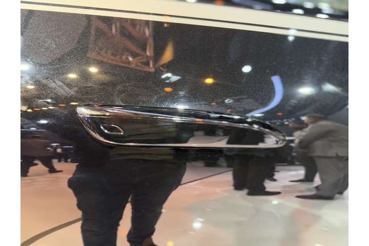 Mercedes-Benz Maybach EQS SUV EV Front Door Handle