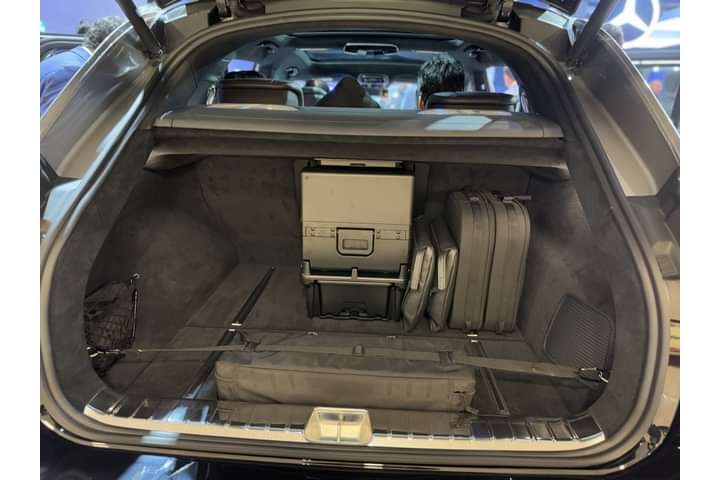 Mercedes-Benz Maybach EQS SUV EV Bootspace