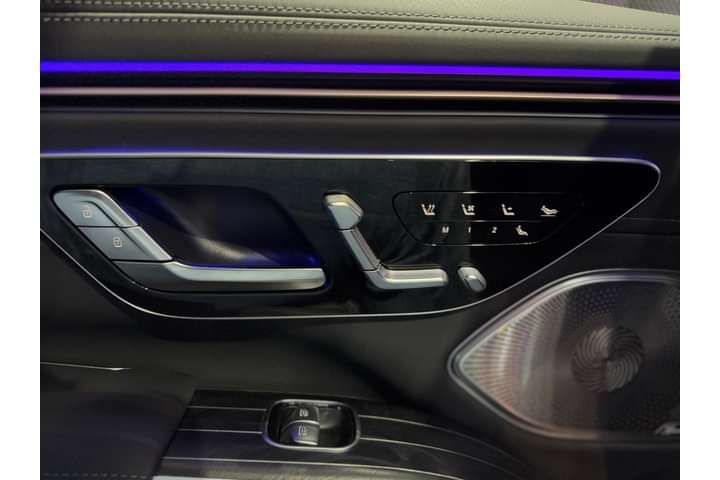 Mercedes-Benz Maybach EQS SUV EV Driver Side Door Pad Handle