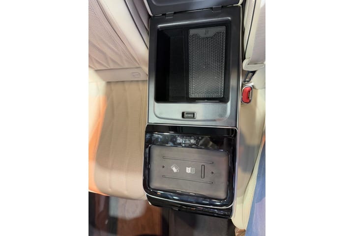 Mercedes-Benz S Class Infotainment System