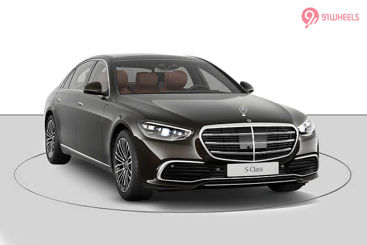 Mercedes-Benz S Class Right Front Three Quarter