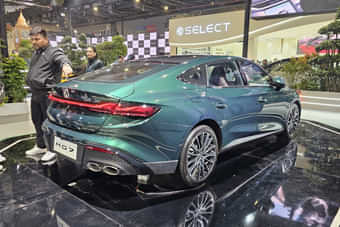 MG 7 Right Rear Three Quarter