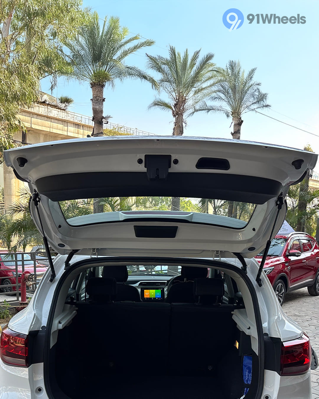 MG Astor Open Boot/Trunk