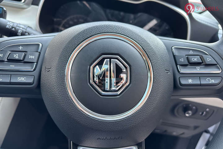 MG Astor Driver Side Airbag