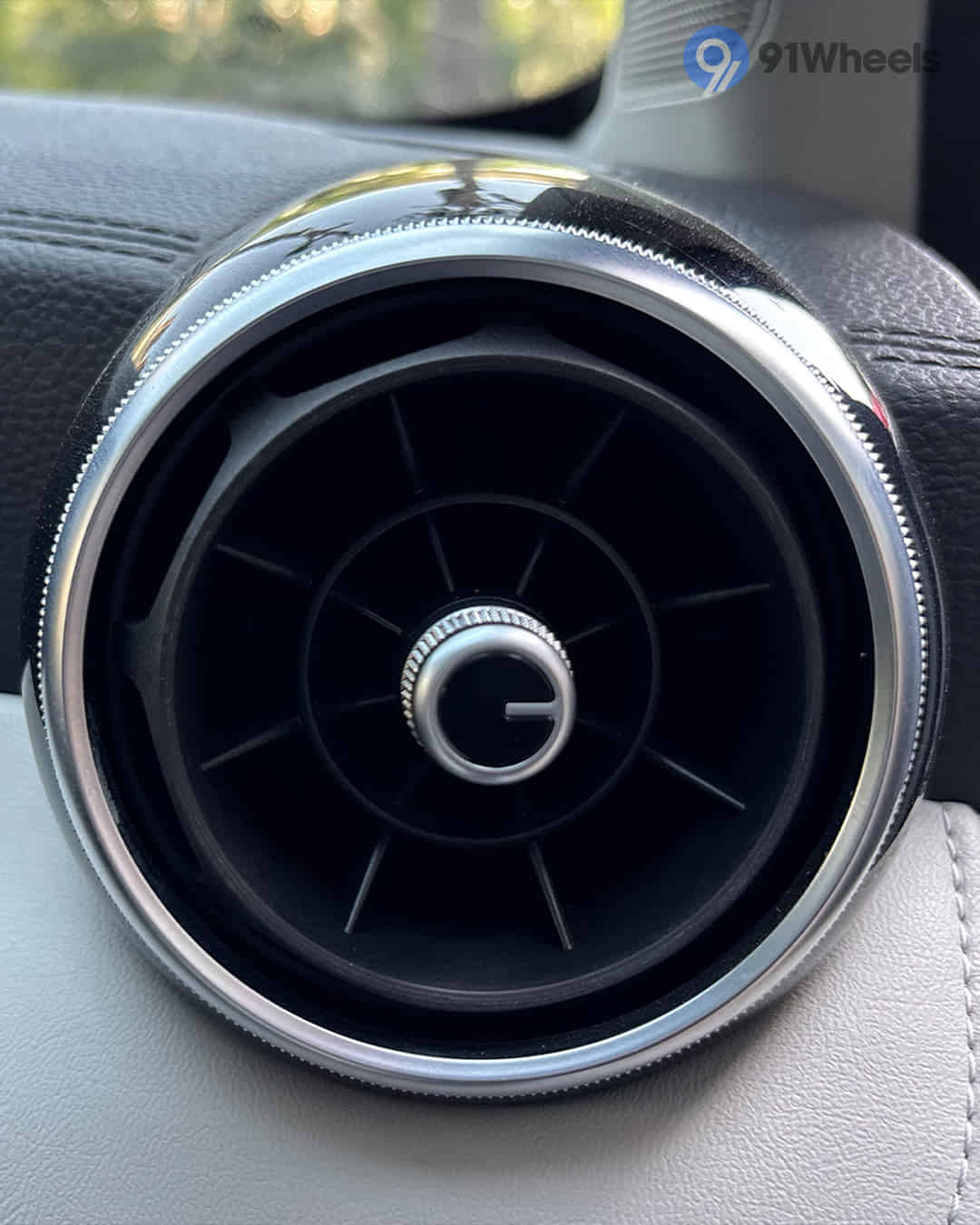 Right Side Air Vents