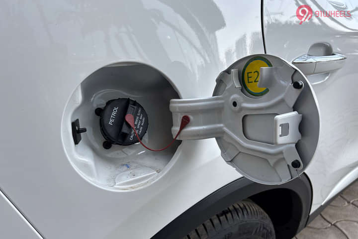 MG Astor Open Fuel Lid