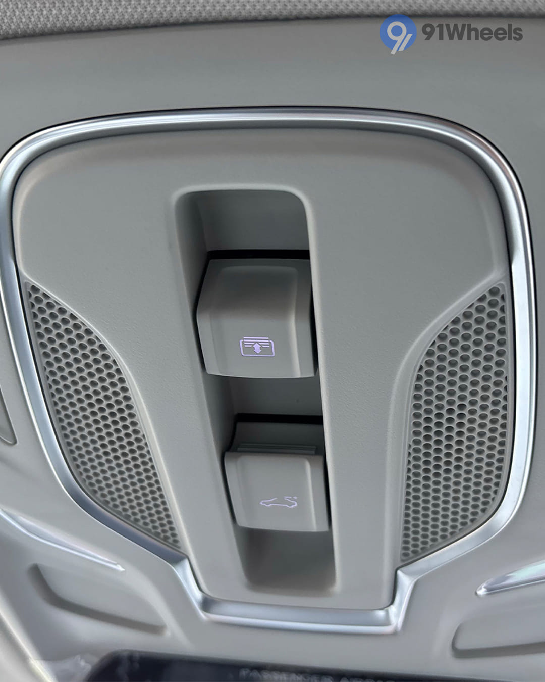 Infotainment & Charging - 2