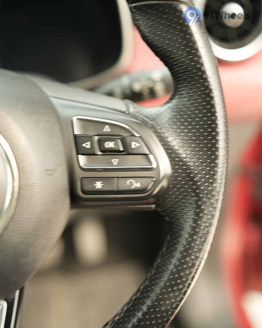 Right Steering Mounted Controls