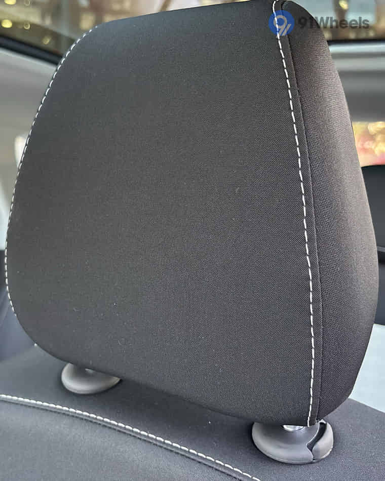 Seats & Cabin Comfort - 5