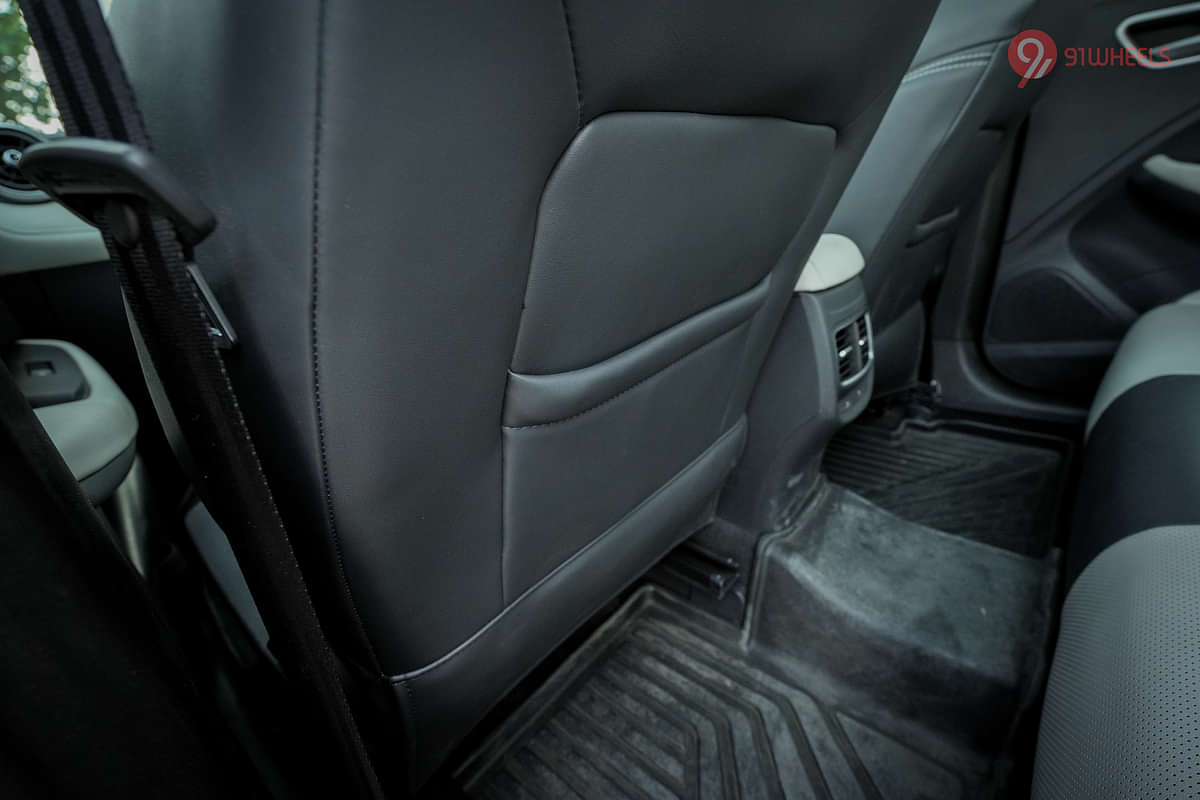 MG Astor Front Seat Back Pockets