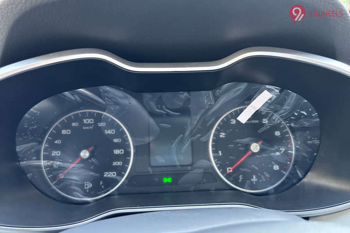 MG Astor Instrument Cluster