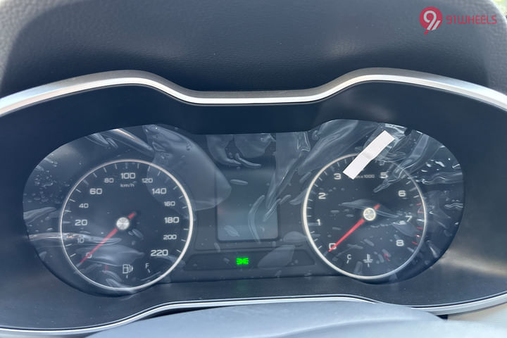 MG Astor Instrument Cluster