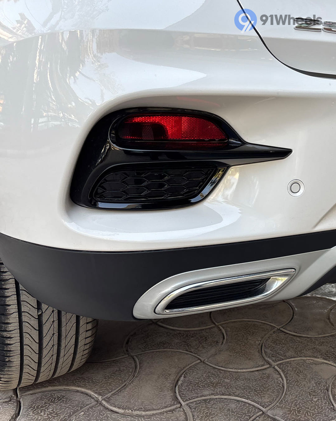 Headlights & Tail-lights - 6