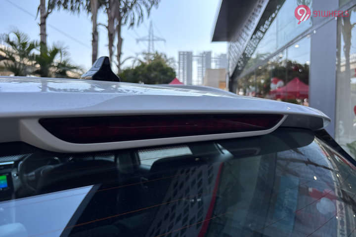 MG Astor Rear High Mounted Stop Lamp