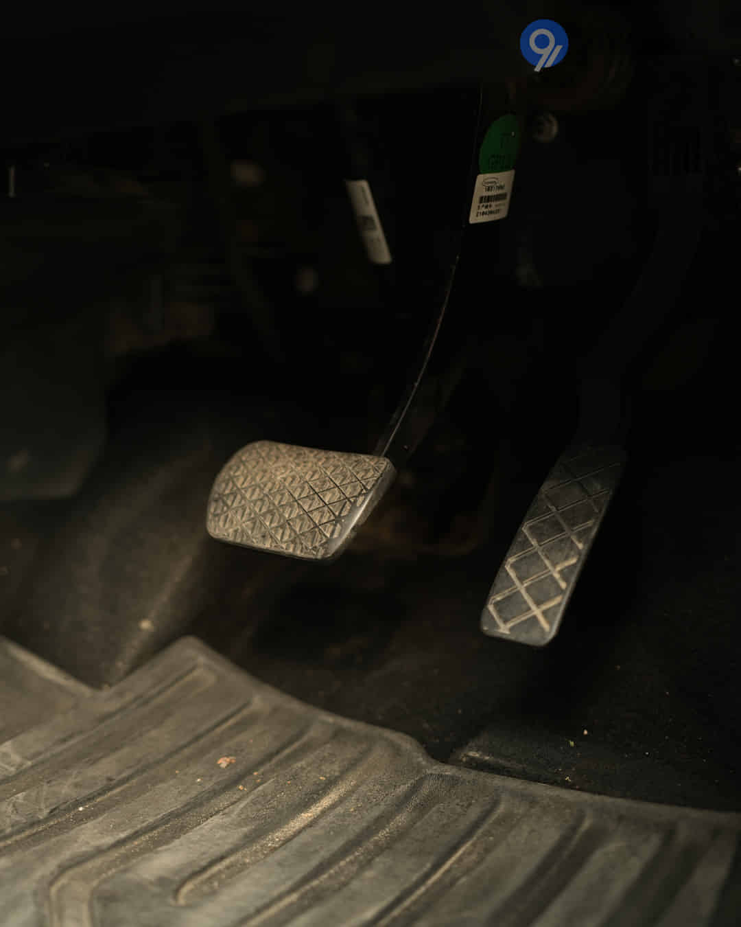 Pedals / Foot Controls