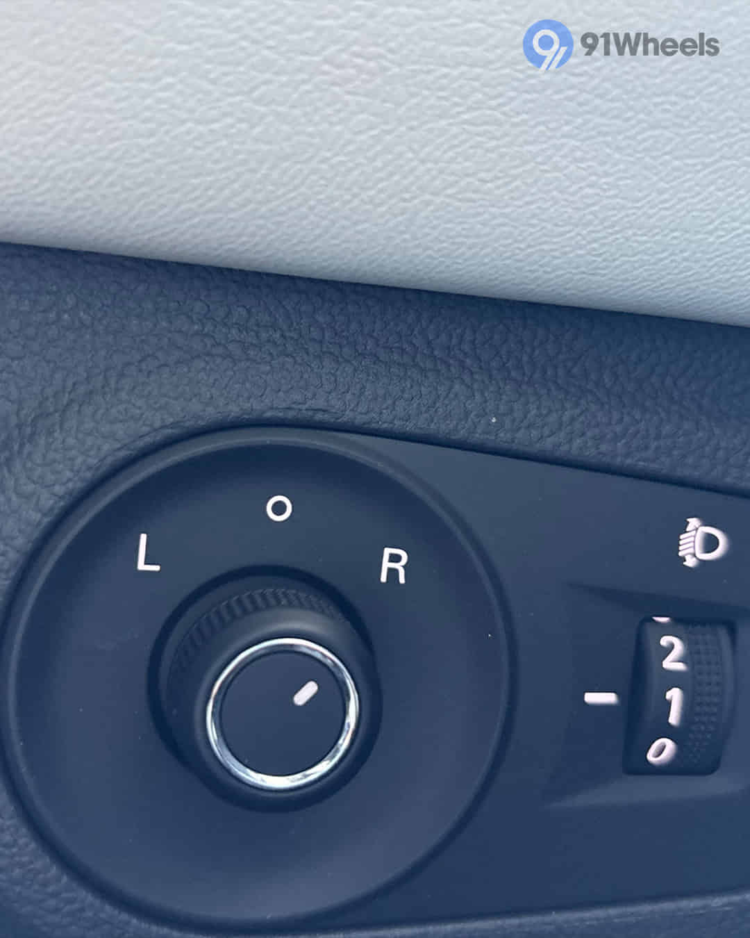 Outer Rear View Mirror (ORVM) Controls