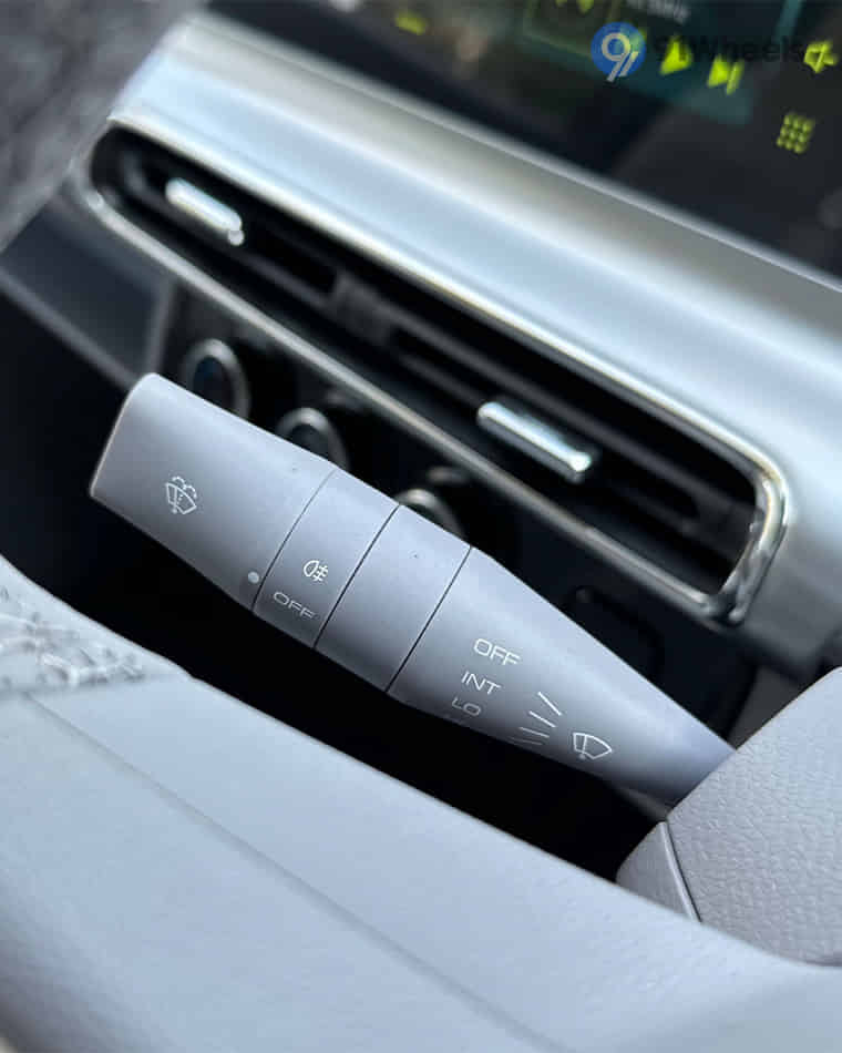 Driver Controls - 5 Driver Controls - 5