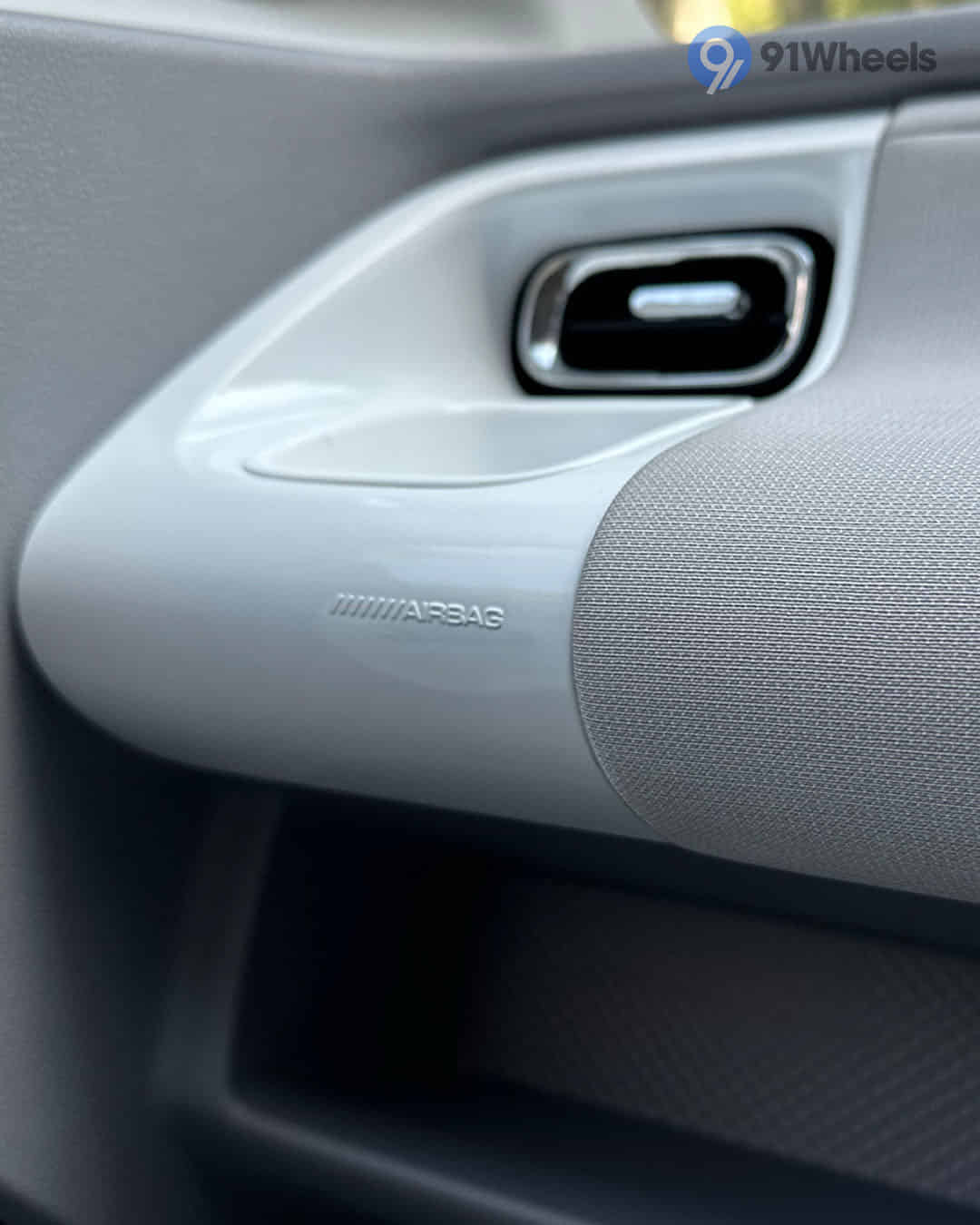 Front Passenger Air Vents Front Passenger Air Vents