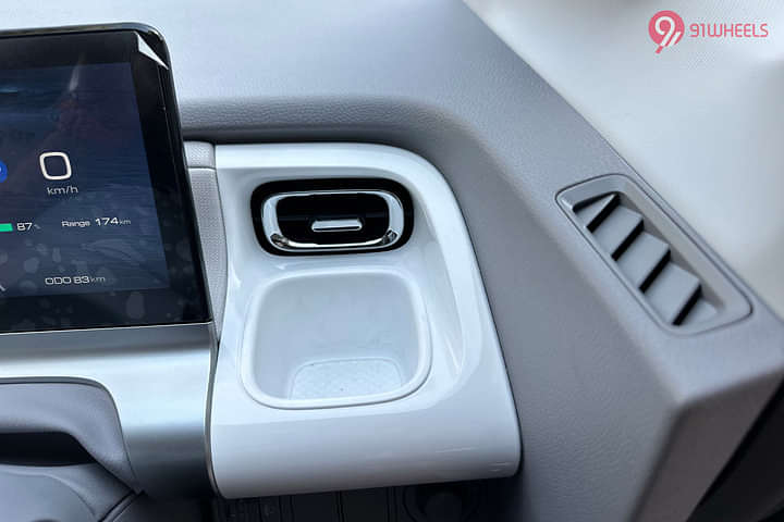 MG Comet EV Right Side Air Vents