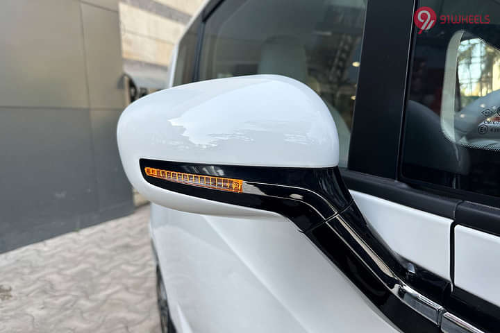 MG Comet EV ORVM Blinker