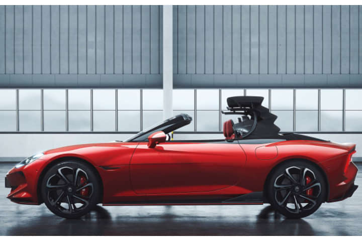 MG Cyberster EV Left Side View