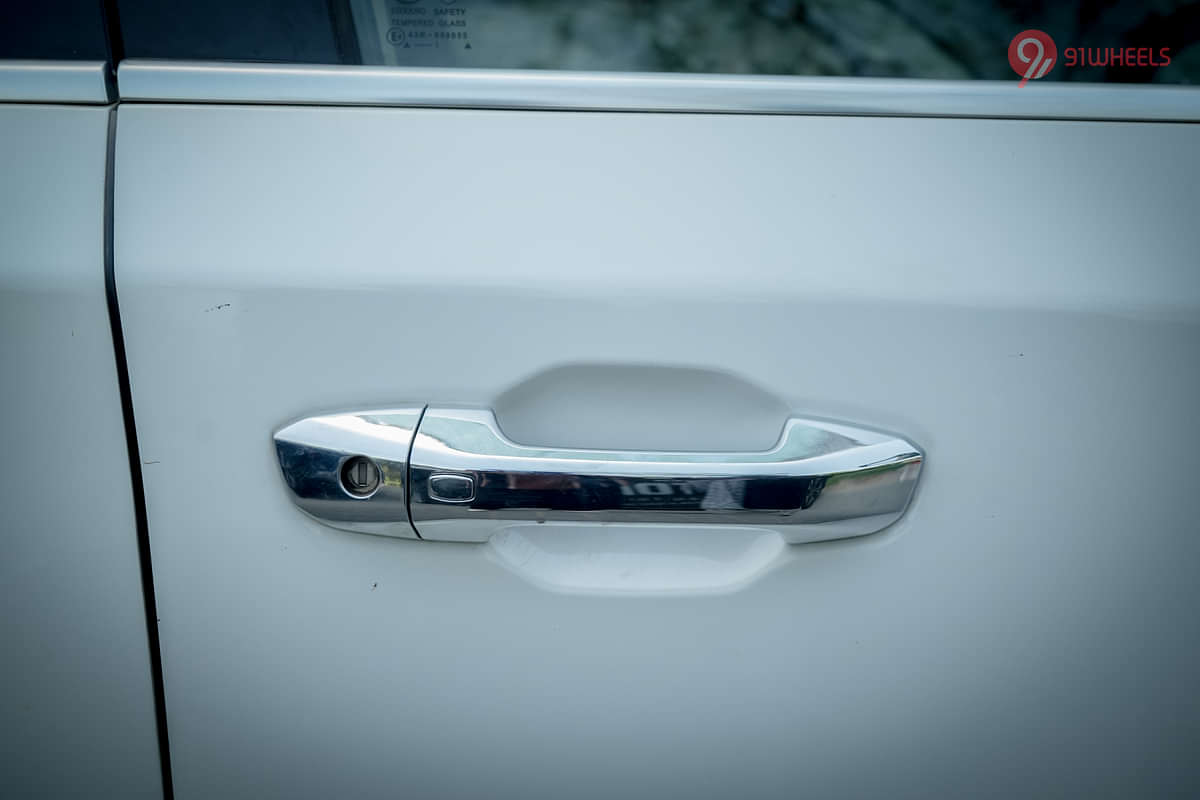 MG Gloster Front Door Handle