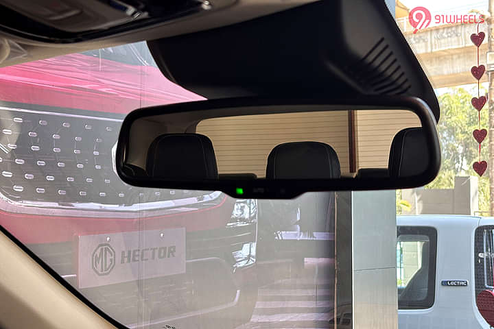 MG Gloster Inner Rear View Mirror