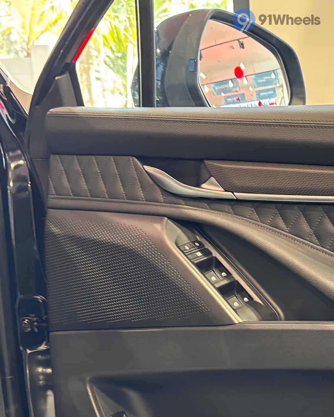 Driver Side Door Pad Handle