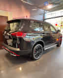 Right Rear Three Quarter