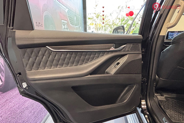 MG Gloster Rear Door Pocket