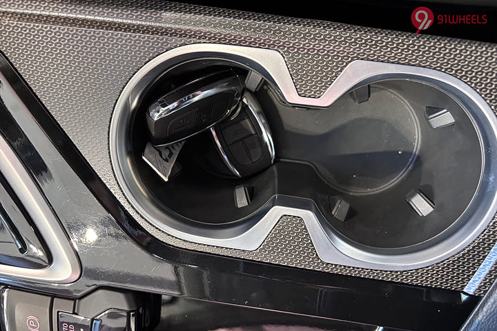 MG Gloster Cup Holders