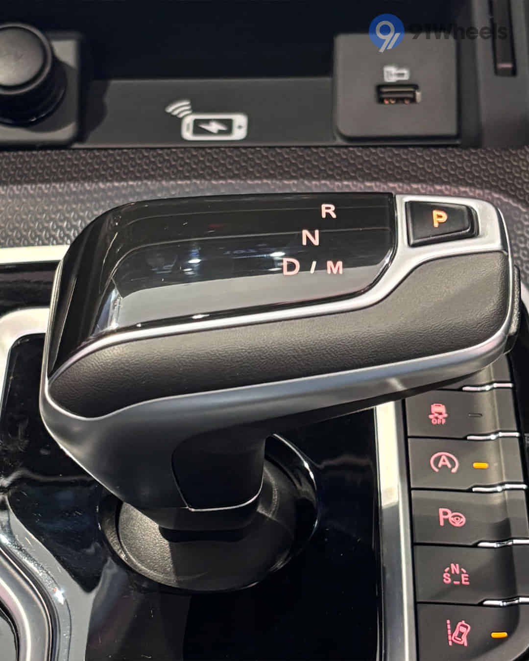 Gear Shifter / Gear Shifter Stalk