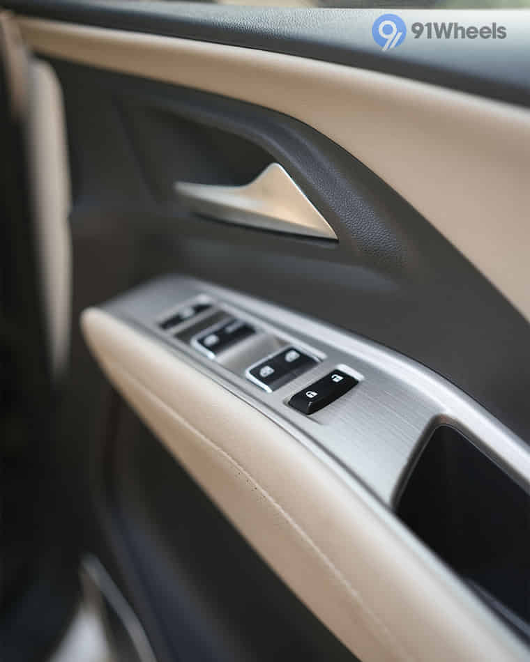 Doors & Windows - 3 Doors & Windows - 3