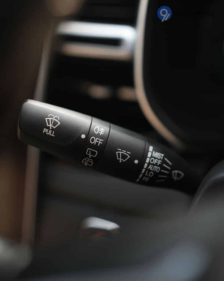 Driver Controls - 5 Driver Controls - 5