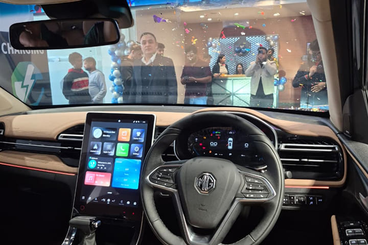 MG Hector Inner Rear View Mirror