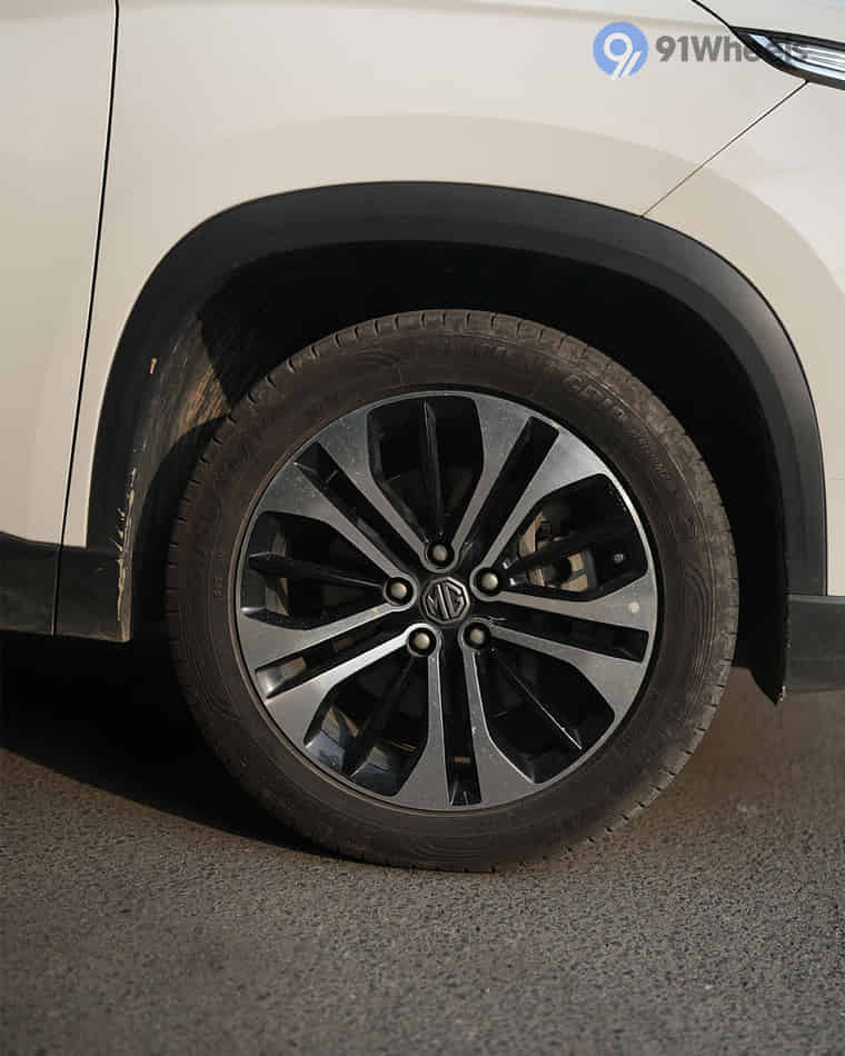 Outerview - 16 Outerview - 16