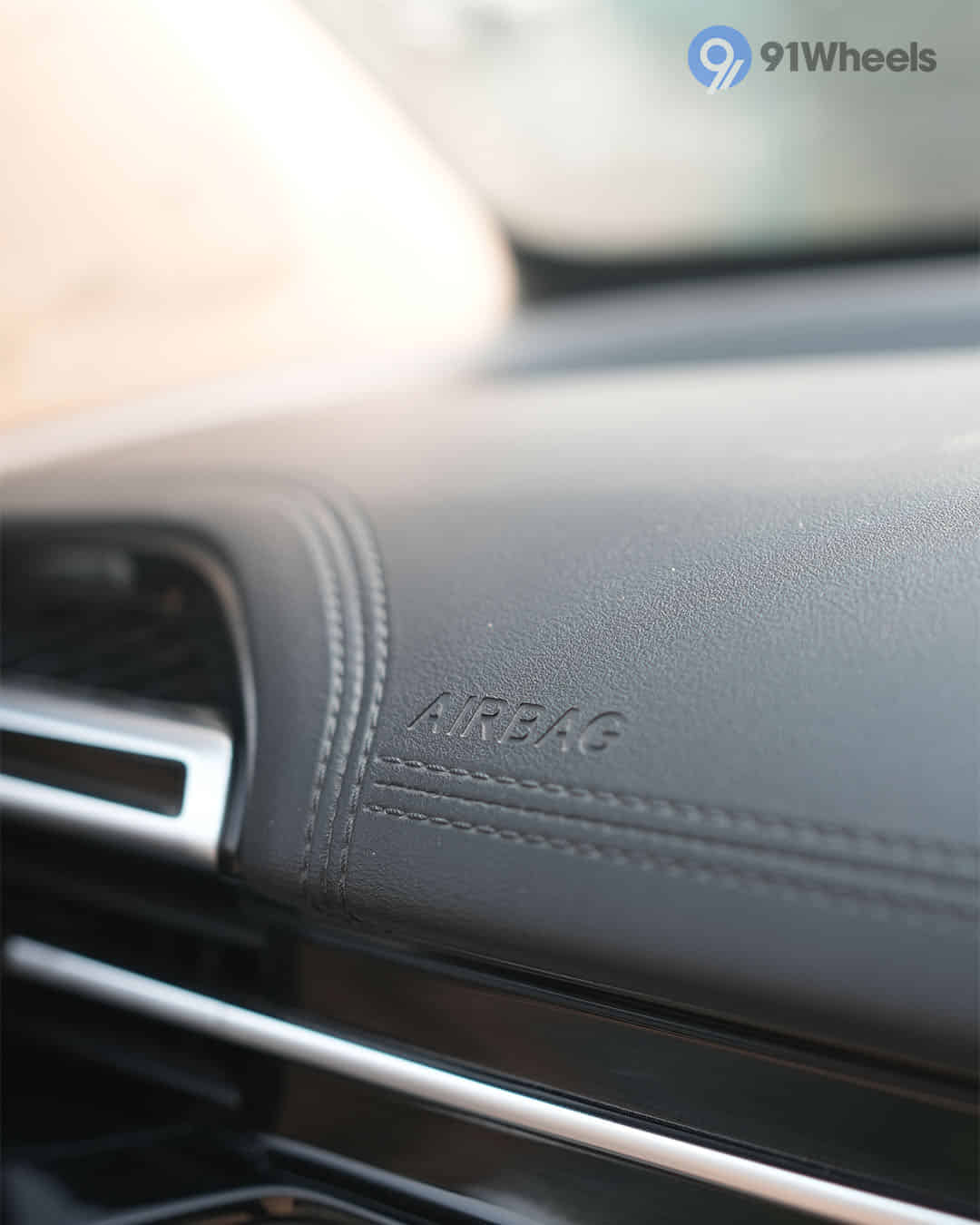 Front Passenger Airbag Front Passenger Airbag