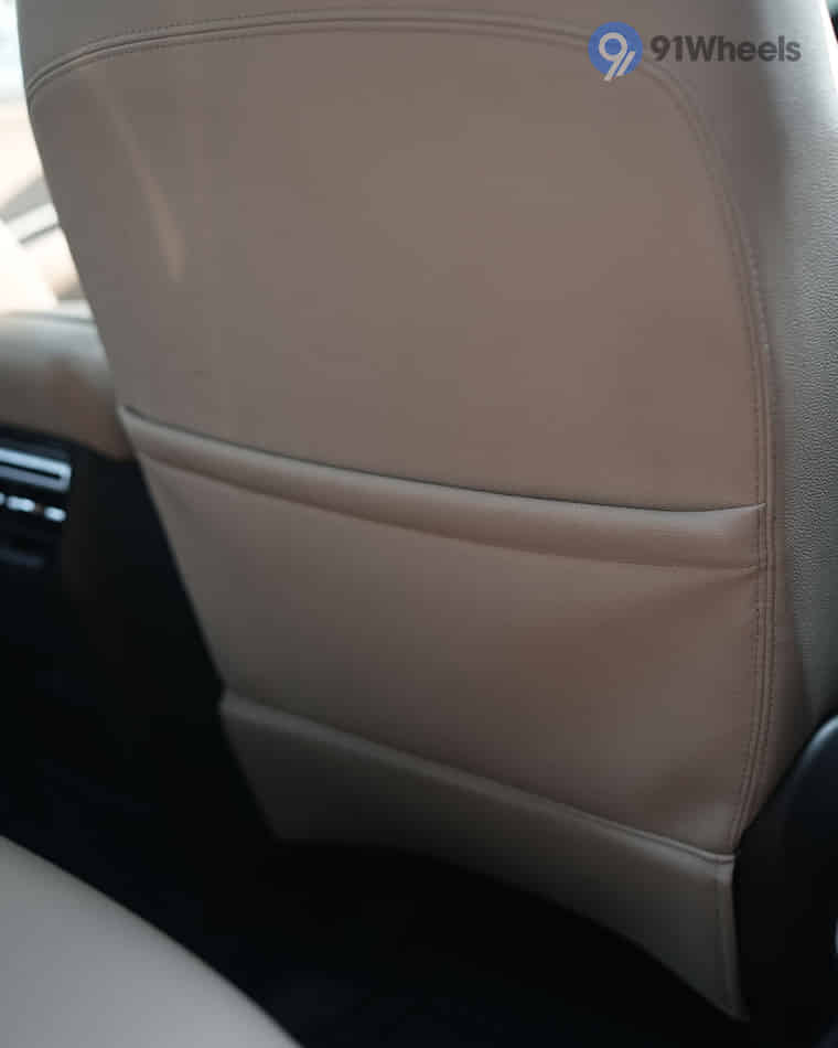 Seats & Cabin Comfort - 5 Seats & Cabin Comfort - 5