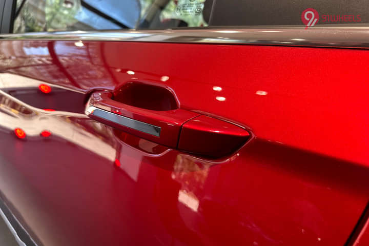 MG Hector Plus Rear Door Handle