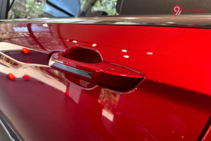 MG Hector Plus Rear Door Handle