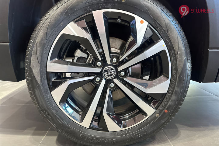 MG Hector Plus Wheel
