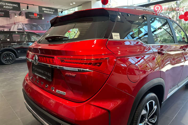 MG Hector Plus Closed Boot/Trunk