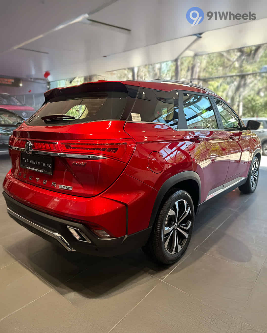 Right Rear Three Quarter