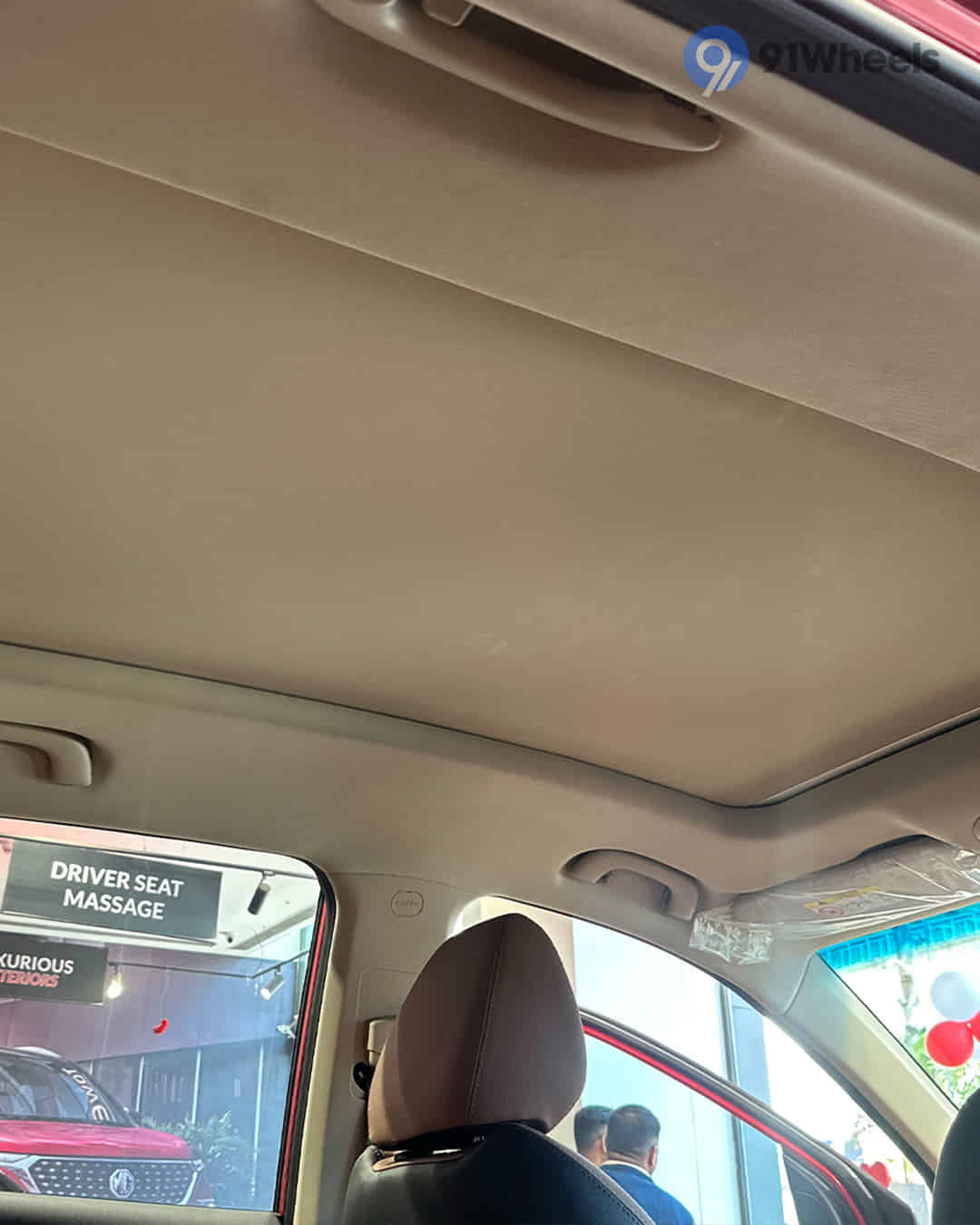 MG Hector Plus 2023-2025 image