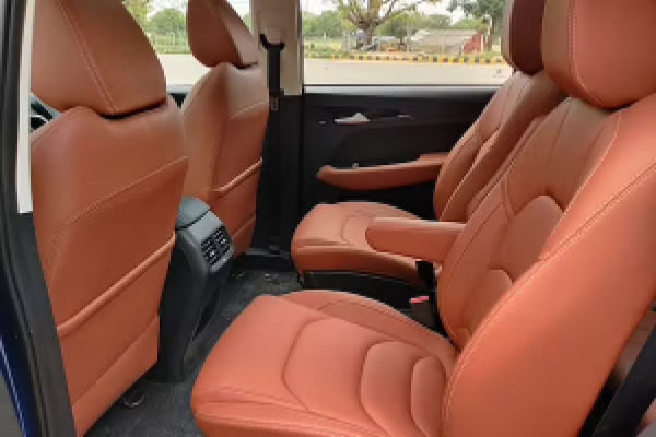 MG Hector Plus 2020-2023 Rear Seat
